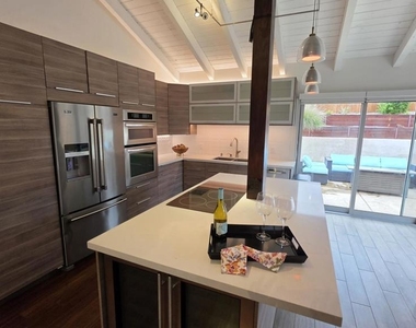 3078 Saddleback Court - Photo Thumbnail 2