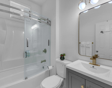 84440 Quartino Place - Photo Thumbnail 22