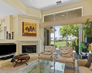 461 Desert Holly Drive - Photo Thumbnail 1
