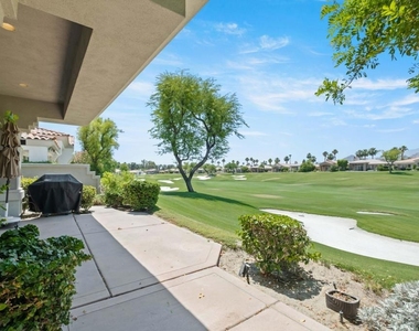 461 Desert Holly Drive - Photo Thumbnail 23