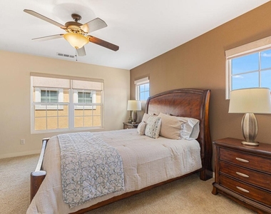 52230 Desert Spoon Court - Photo Thumbnail 31