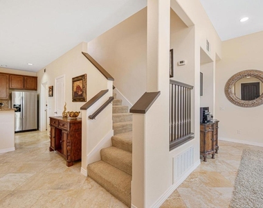 52230 Desert Spoon Court - Photo Thumbnail 9