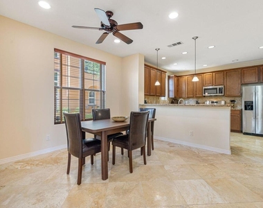 52230 Desert Spoon Court - Photo Thumbnail 12