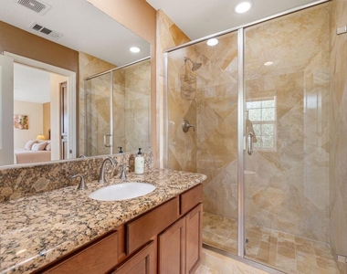 52230 Desert Spoon Court - Photo Thumbnail 26