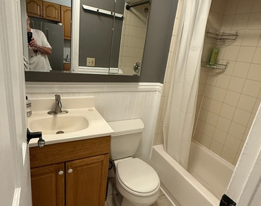 1736 Stanhope Street - Photo Thumbnail 5