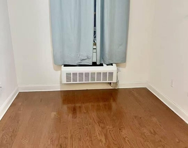 8515 120th Street - Photo Thumbnail 2