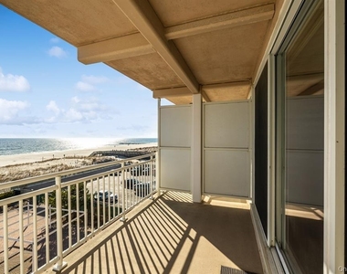 830 Shore - Photo Thumbnail 13