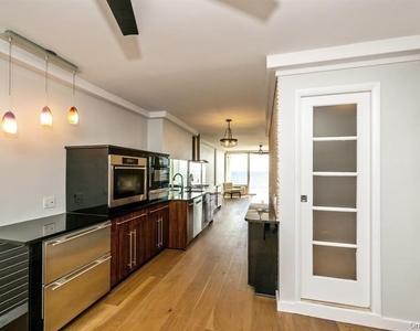 830 Shore - Photo Thumbnail 6