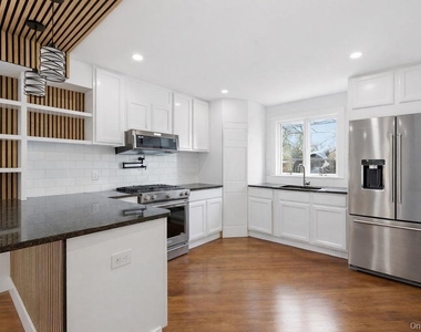 80 Swezey Street - Photo Thumbnail 6