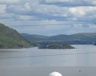 33 Bayview Terrace - Photo Thumbnail 16