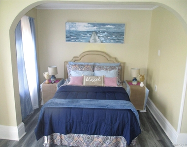 33 Bayview Terrace - Photo Thumbnail 6