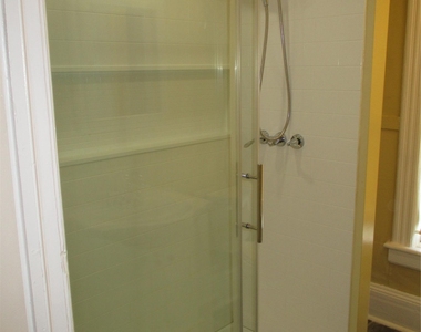 33 Bayview Terrace - Photo Thumbnail 13