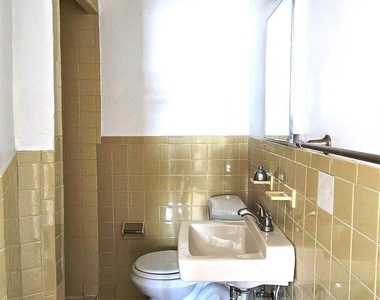 9517 84th Street - Photo Thumbnail 9