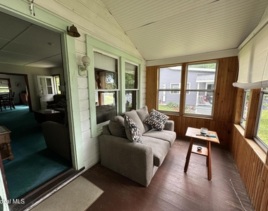 35 Zani Lane - Photo Thumbnail 10