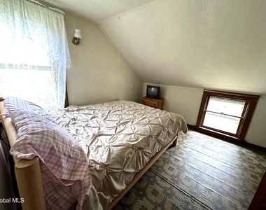 35 Zani Lane - Photo Thumbnail 13