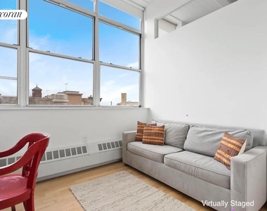 970 Kent Avenue - Photo Thumbnail 7