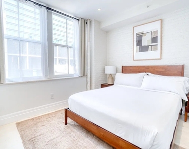 43 W 27th Street - Photo Thumbnail 3
