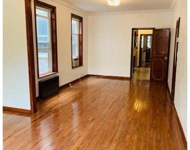 148 Senator Street - Photo Thumbnail 3