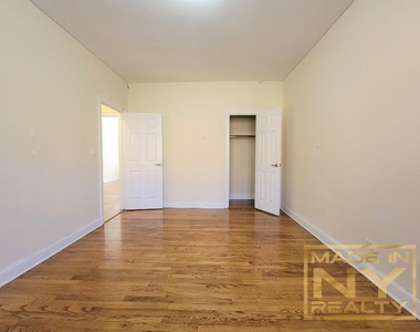 51-01 39th Avenue - Photo Thumbnail 5