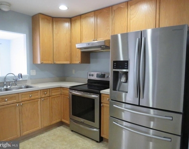 46 Desert Rose Way - Photo Thumbnail 4