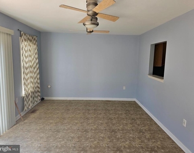 46 Desert Rose Way - Photo Thumbnail 1