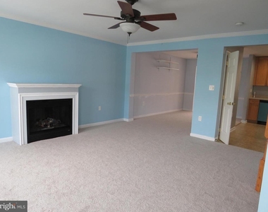 46 Desert Rose Way - Photo Thumbnail 9