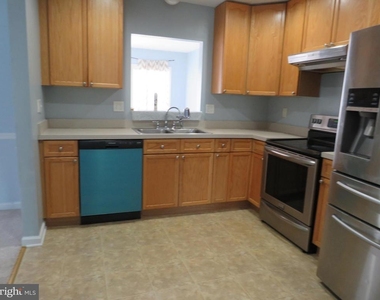 46 Desert Rose Way - Photo Thumbnail 5