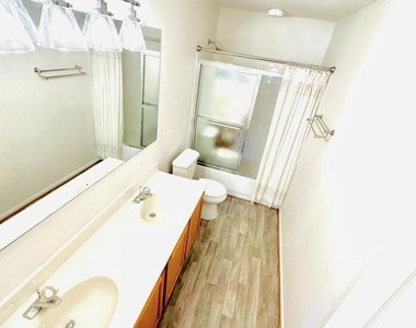 19 Sunrise Valley Court - Photo Thumbnail 19