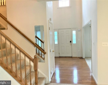 19 Sunrise Valley Court - Photo Thumbnail 1