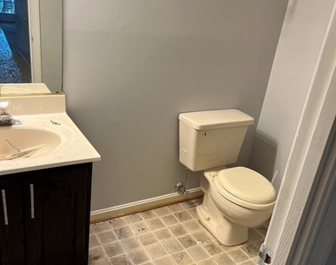 3819 Ogilvie Court - Photo Thumbnail 14