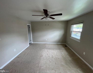 14808 Ensor Court - Photo Thumbnail 5
