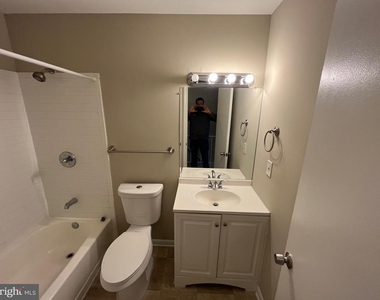 14808 Ensor Court - Photo Thumbnail 10