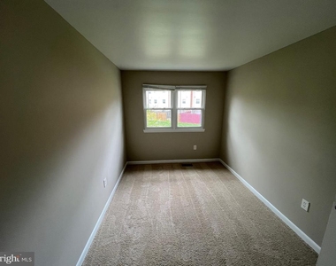 14808 Ensor Court - Photo Thumbnail 7