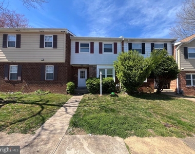 14808 Ensor Court - Photo Thumbnail 2
