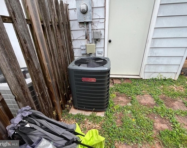 14808 Ensor Court - Photo Thumbnail 13