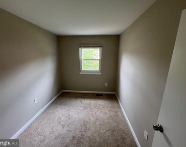 14808 Ensor Court - Photo Thumbnail 3