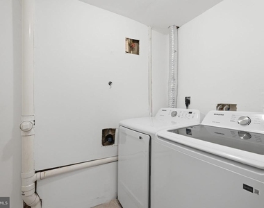 8727 Chorley Way - Photo Thumbnail 19
