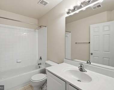 8727 Chorley Way - Photo Thumbnail 14