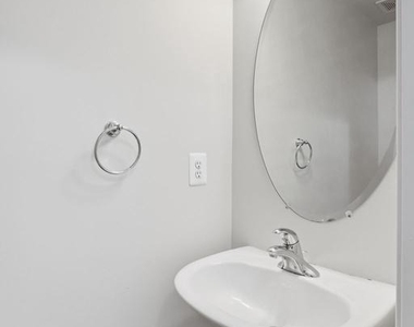 8727 Chorley Way - Photo Thumbnail 6