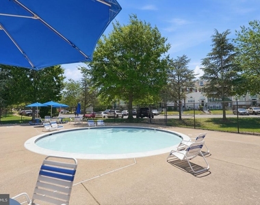 8727 Chorley Way - Photo Thumbnail 21