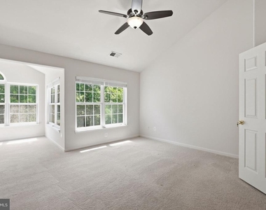 8727 Chorley Way - Photo Thumbnail 8