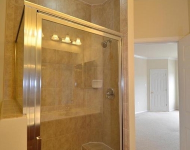 9612 Wigfall Way - Photo Thumbnail 21