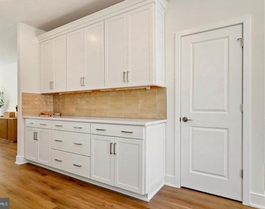 21740 Charing Cross Terrace - Photo Thumbnail 15