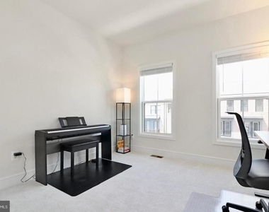 21740 Charing Cross Terrace - Photo Thumbnail 24
