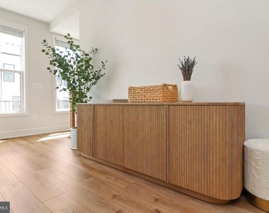 21740 Charing Cross Terrace - Photo Thumbnail 14