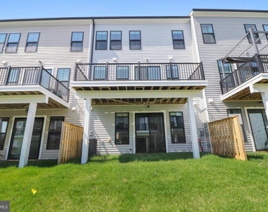 21740 Charing Cross Terrace - Photo Thumbnail 28