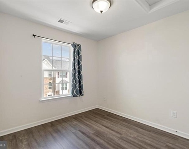 42609 Smokey Embers Terrace - Photo Thumbnail 24