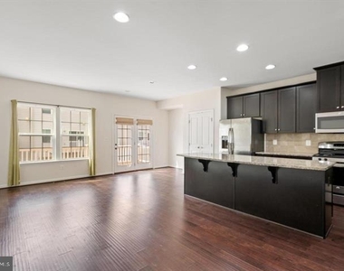 42609 Smokey Embers Terrace - Photo Thumbnail 15