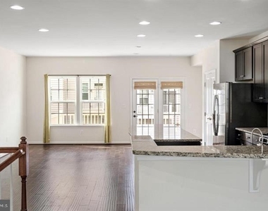 42609 Smokey Embers Terrace - Photo Thumbnail 14