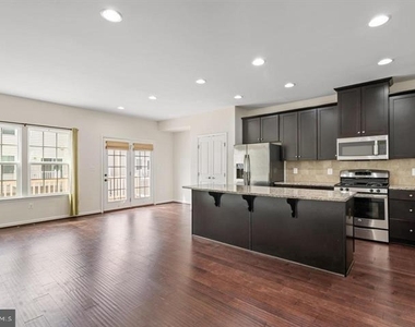 42609 Smokey Embers Terrace - Photo Thumbnail 17
